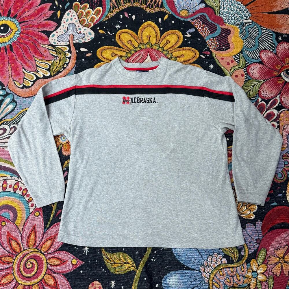 Vintage 90s Y2k Gray Embroidered Nebraska Huskers Cornhuskers Pullover Top M